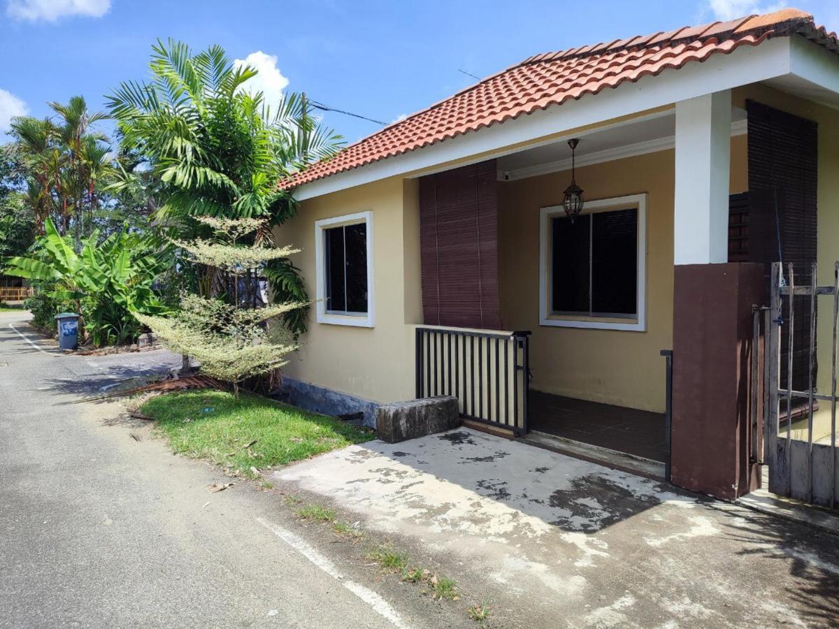 Mini Green Homestay Kulai Eksteriør billede